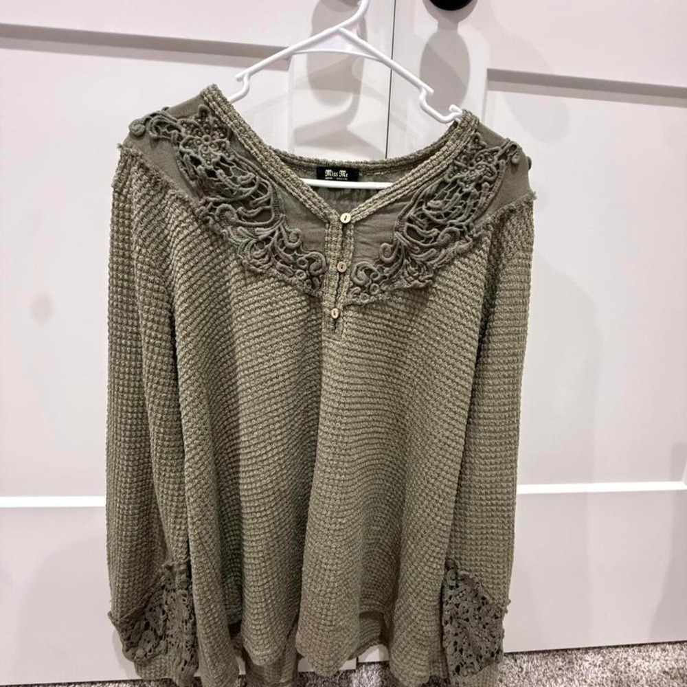 Miss Me Womens Olive Green‎ Waffle Knit Crochet Lace Henley Top Medium